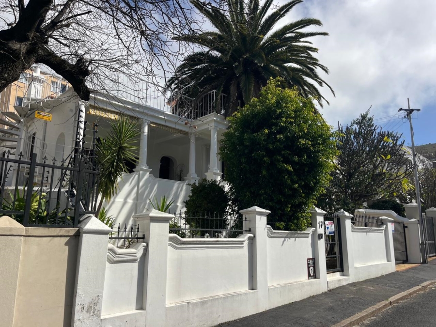 2 Bedroom Property for Sale in Tamboerskloof Western Cape